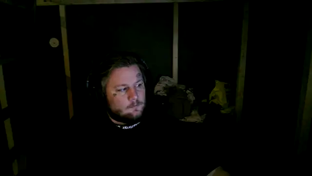 Snapshot of SWEDEN933 chatting on November 2, 12:57 am SWEDEN933 online show from November 2, 12:57 am