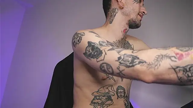 Snapshot of TokyoHatsumoto chatting on January 6, 10:12 pm TokyoHatsumoto online show from January 6, 10:12 pm