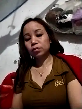 Snapshot of Gwen-n chatting on November 17, 4:46 pm Gwen-n online show from November 17, 4:46 pm