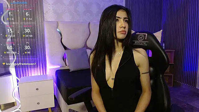 MAIILY TAY online show from November 6, 12:17 pm