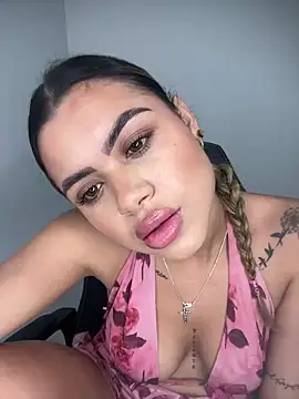 Alanna-foxx online show from November 11, 11:16 pm