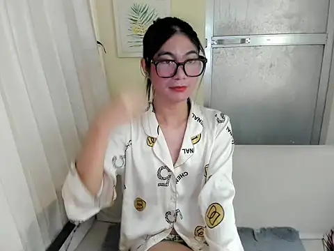 BigCockJade online show from December 17, 9:32 pm