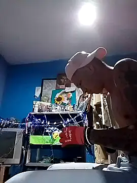 Snapshot of Ojitosbrrr chatting on November 18, 9:03 am Ojitosbrrr online show from November 18, 9:03 am