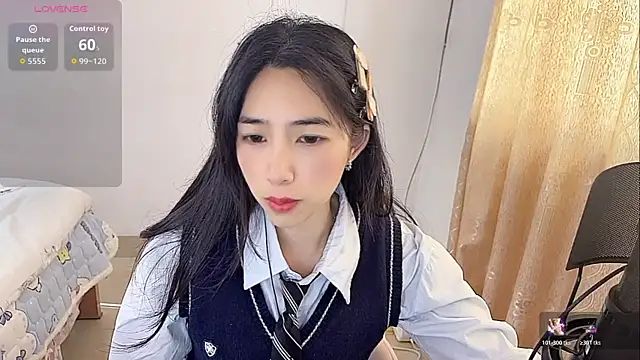 by-Hannah online show from December 18, 2:28 am