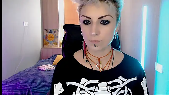 Sweet-n-Strong online show from February 22, 12:15 pm