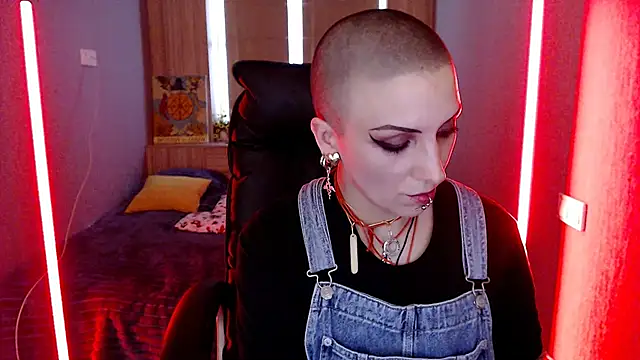 Sweet-n-Strong online show from March 31, 5:19 am