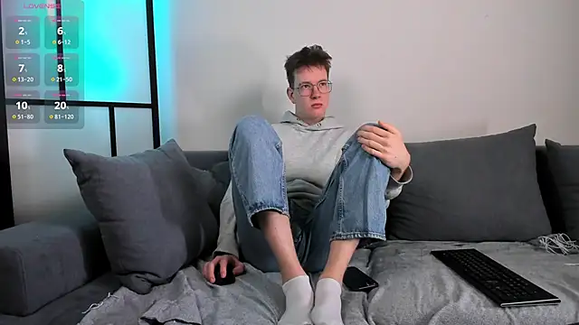 Teddy Parker online show from November 9, 7:28 am