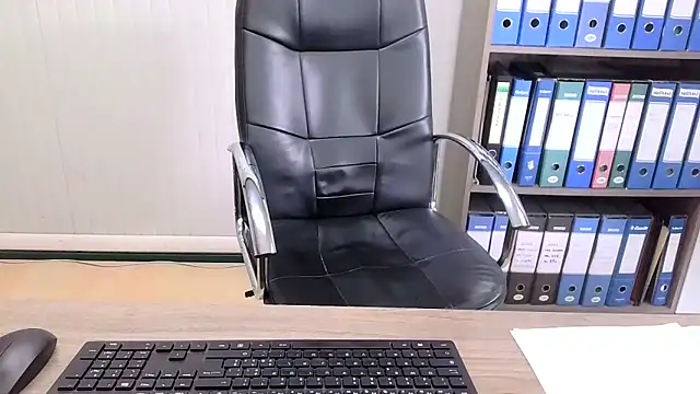 Evasionee online show from March 13, 8:10 am