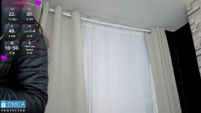 eva delight  online show from March 5, 11:06 am