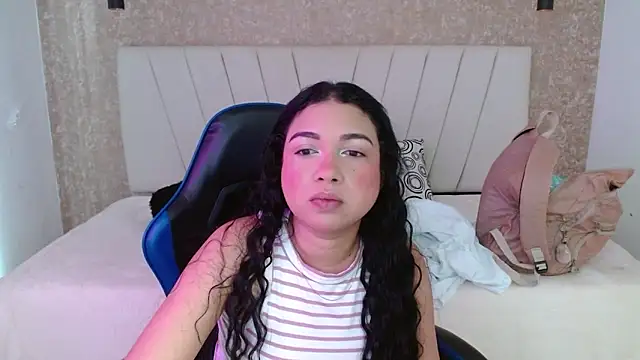 AliceSmity  online show from February 20, 11:54 am