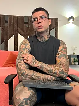 Snapshot of MATEO_DILUCA chatting on November 17, 10:10 am MATEO DILUCA online show from November 17, 10:10 am