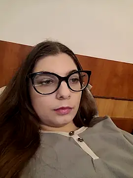 sweetbabygirlforyou online show from February 9, 2:10 pm