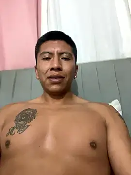 Snapshot of maruquint28 chatting on January 14, 6:41 am maruquint28 online show from January 14, 6:41 am