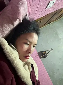 Yunzang online show from March 7, 2:03 pm