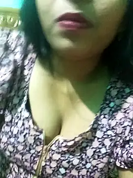 Snapshot of Chadni19 chatting on December 17, 11:38 am Chadni19 online show from December 17, 11:38 am