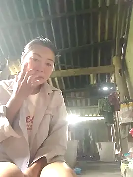 Snapshot of yeu-yeu chatting on October 26, 4:29 am yeu-yeu online show from October 26, 4:29 am