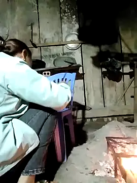 Snapshot of yeu-yeu chatting on November 25, 12:38 pm yeu-yeu online show from November 25, 12:38 pm