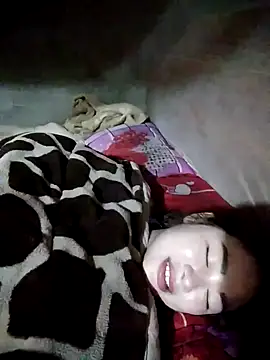 Snapshot of yeu-yeu chatting on December 22, 1:30 pm yeu-yeu online show from December 22, 1:30 pm