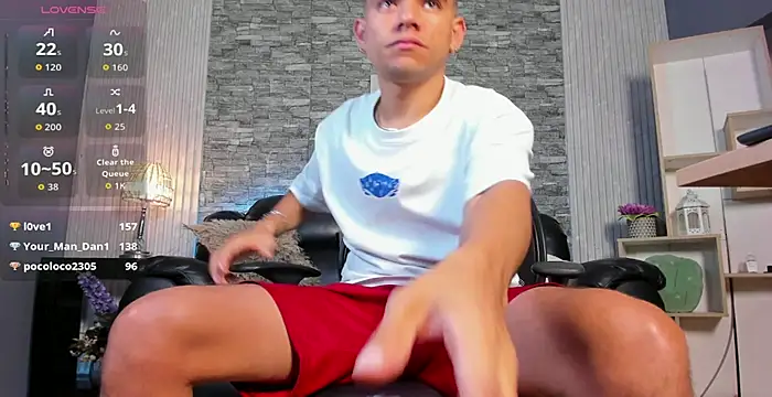 zack joness18 online show from April 11, 4:28 am