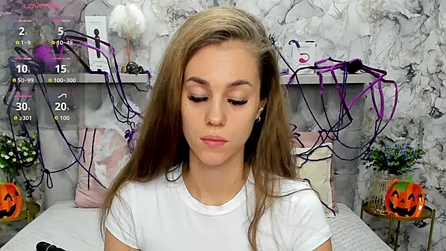 Snapshot of CandysSweet chatting on October 30, 1:18 am CandysSweet online show from October 30, 1:18 am