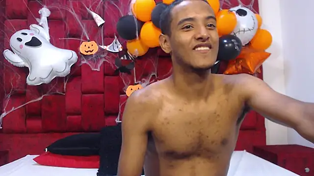 Tommy 22CM online show from October 29, 11:56 am