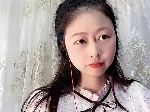 Snapshot of nuannuan35593 chatting on November 4, 12:04 pm nuannuan35593 online show from November 4, 12:04 pm