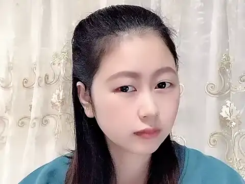 Snapshot of nuannuan35593 chatting on December 3, 11:52 am nuannuan35593 online show from December 3, 11:52 am