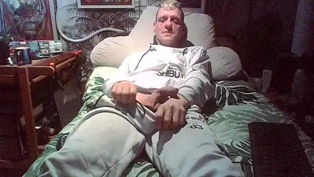 Snapshot of BOURBON77 chatting on November 20, 7:30 am BOURBON77 online show from November 20, 7:30 am