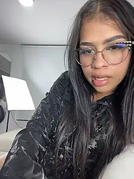 Tatishernandez online show from November 10, 2:21 am