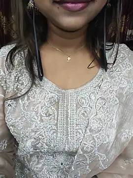 cute mahi07 online show from July 2, 5:52 pm
