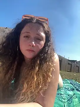 sugasunny04 online show from February 16, 7:32 pm