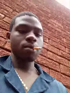 Snapshot of younggblackkCOCK19 chatting on December 1, 7:13 am younggblackkCOCK19 online show from December 1, 7:13 am