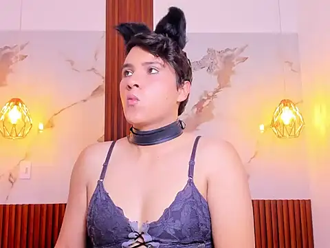 Snapshot of SamLopez1 chatting on November 13, 3:16 am SamLopez1 online show from November 13, 3:16 am