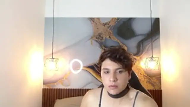 Snapshot of SamLopez1 chatting on November 19, 2:50 pm SamLopez1 online show from November 19, 2:50 pm