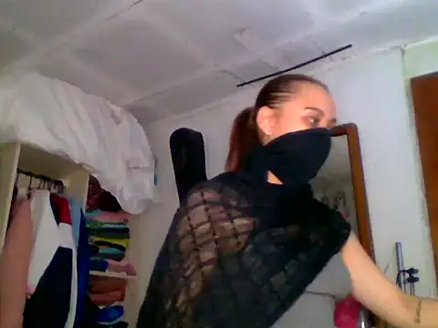 AmirahZahra  online show from November 2, 8:00 pm