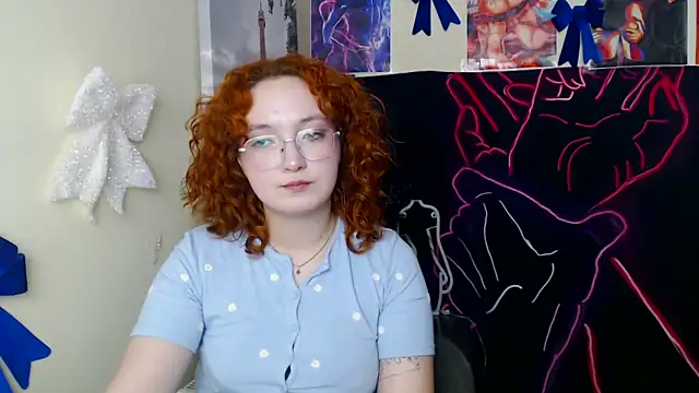 MissAriaa online show from March 9, 1:04 pm