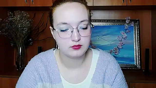 Snapshot of MissAriaa chatting on April 20, 6:16 am MissAriaa online show from April 20, 6:16 am