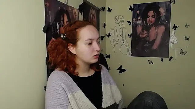 Snapshot of MissAriaa chatting on April 23, 6:14 am MissAriaa online show from April 23, 6:14 am