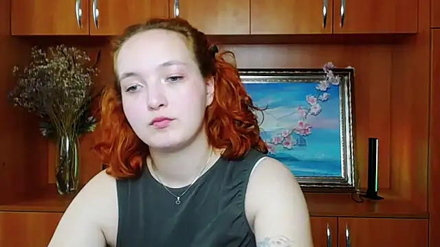 Snapshot of MissAriaa chatting on May 4, 10:33 am MissAriaa online show from May 4, 10:33 am