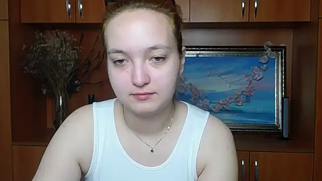 Snapshot of MissAriaa chatting on May 6, 6:19 am MissAriaa online show from May 6, 6:19 am