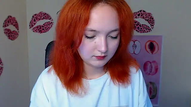 Snapshot of MissAriaa chatting on May 8, 11:37 am MissAriaa online show from May 8, 11:37 am