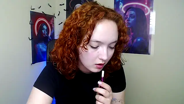 Snapshot of MissAriaa chatting on May 20, 6:30 am MissAriaa online show from May 20, 6:30 am