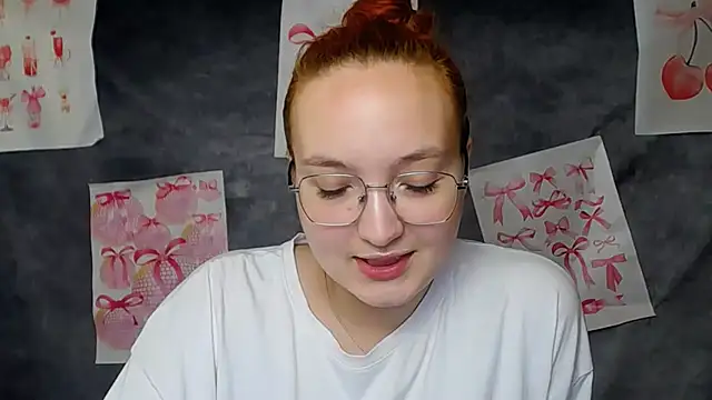 Snapshot of MissAriaa chatting on June 3, 11:57 am MissAriaa online show from June 3, 11:57 am