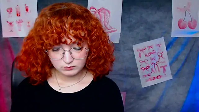 Snapshot of MissAriaa chatting on June 4, 12:22 pm MissAriaa online show from June 4, 12:22 pm