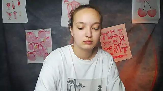Snapshot of MissAriaa chatting on July 2, 4:07 am MissAriaa online show from July 2, 4:07 am