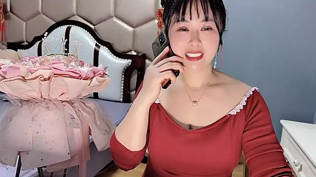 yaoyao22678 online show from April 17, 2:47 am