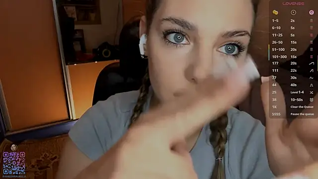 IlanaLafferty online show from January 10, 6:31 pm