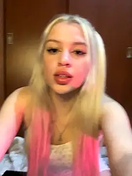 tiffanystarling online show from October 29, 12:02 am