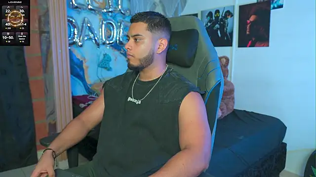 Tiler wolker online show from February 24, 12:08 am