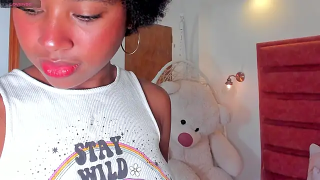 Snapshot of violeta_ruizz chatting on November 6, 12:17 pm violeta ruizz online show from November 6, 12:17 pm